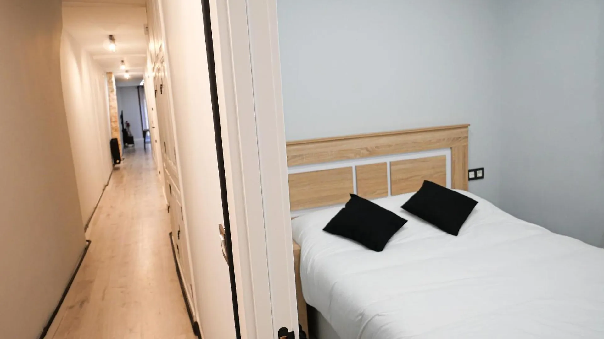 Espacioso Apartamento En El Centro De Pampelune