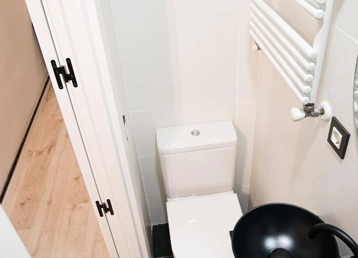 Espacioso Apartamento En El Centro De パンプローナ 0*,  スペイン